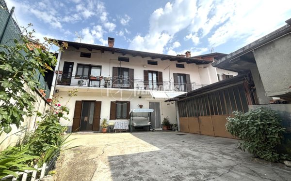 casa indipendente in vendita a Caluso in zona Rodallo