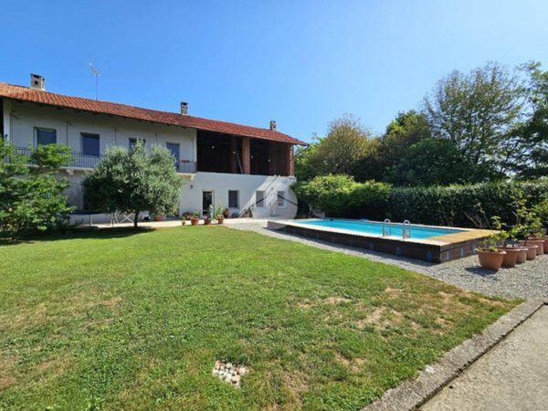casa indipendente in vendita a Caluso in zona Arè