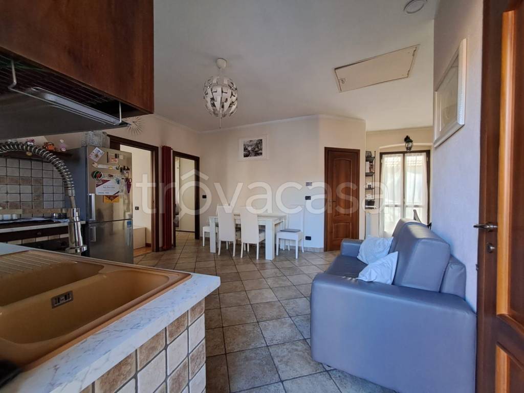 appartamento in vendita a Caluso in zona Carolina