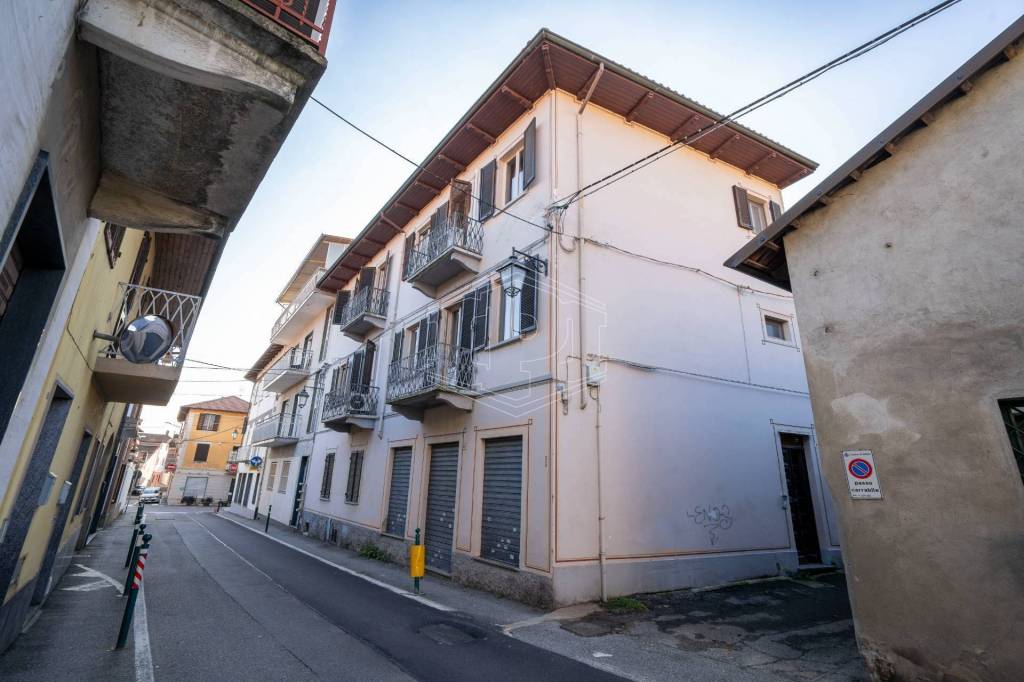 casa semindipendente in vendita a Caluso