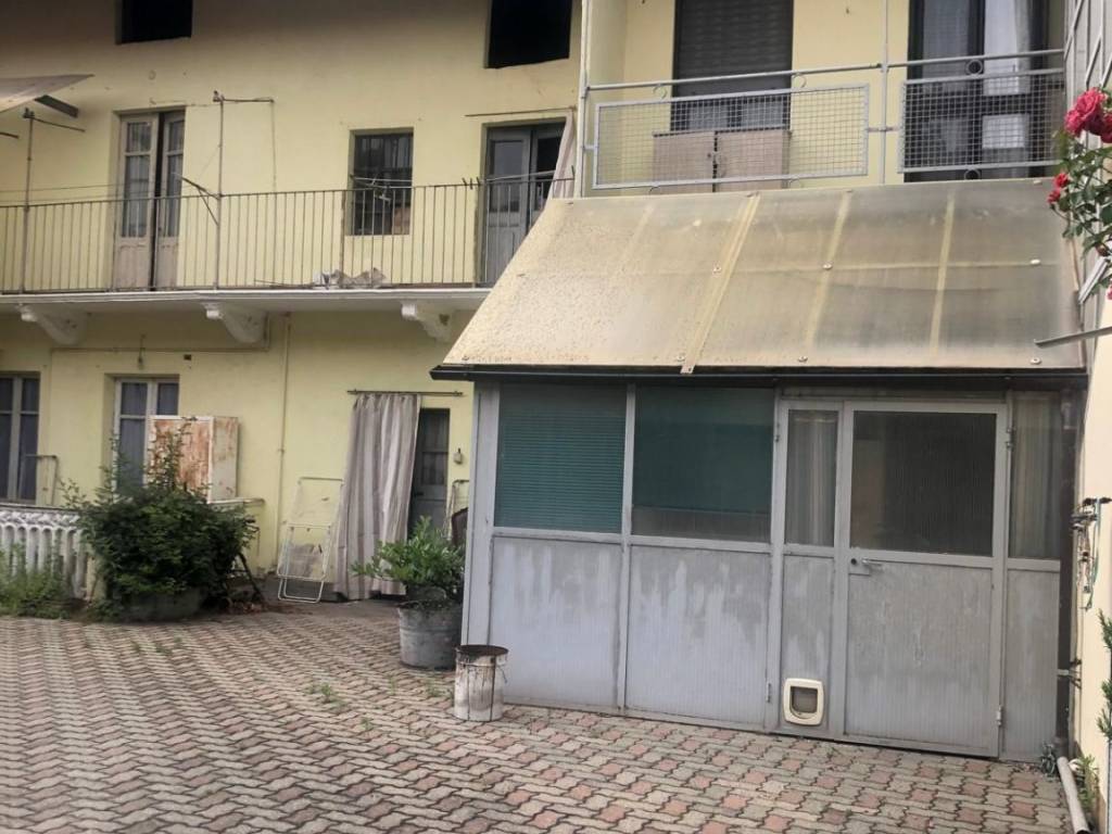 casa indipendente in vendita a Caluso