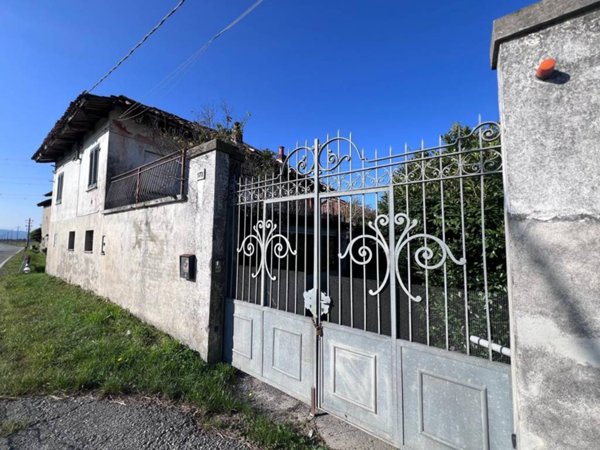 casa indipendente in vendita a Caluso in zona Arè
