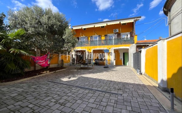 casa indipendente in vendita a Caluso in zona Rodallo
