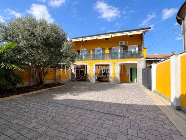casa indipendente in vendita a Caluso in zona Rodallo