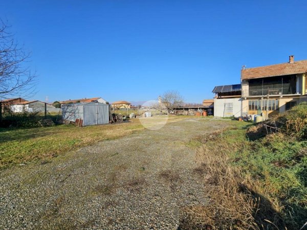 ufficio in vendita a Caluso in zona Arè