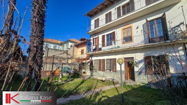 casa indipendente in vendita a Caluso