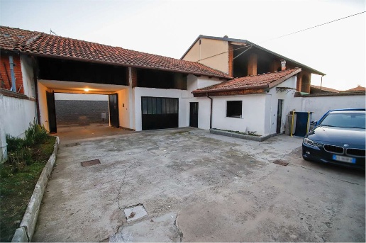 casa indipendente in vendita a Caluso in zona Rodallo