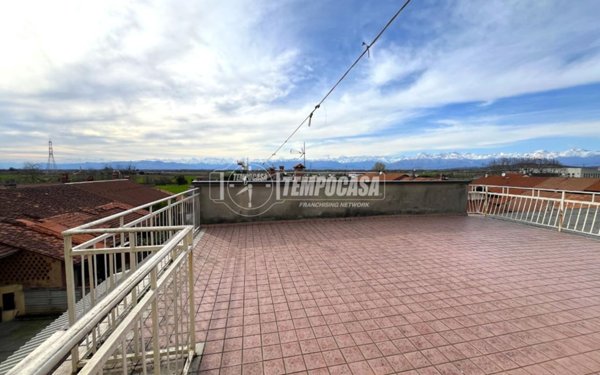 appartamento in vendita a Caluso in zona Arè