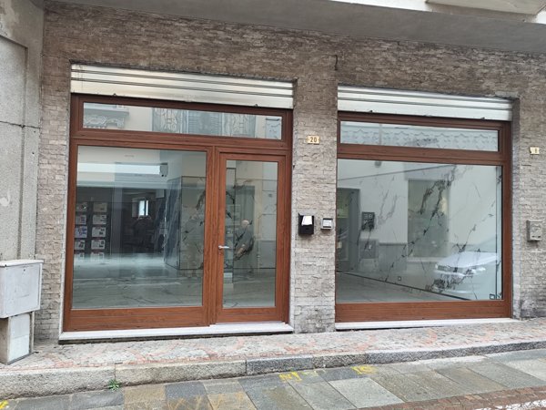 negozio in vendita a Caluso