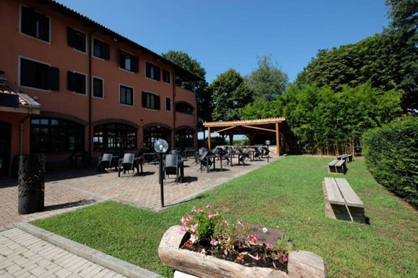 negozio in vendita a Caluso