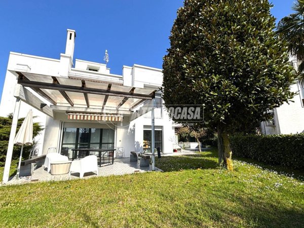 casa indipendente in vendita a Caluso