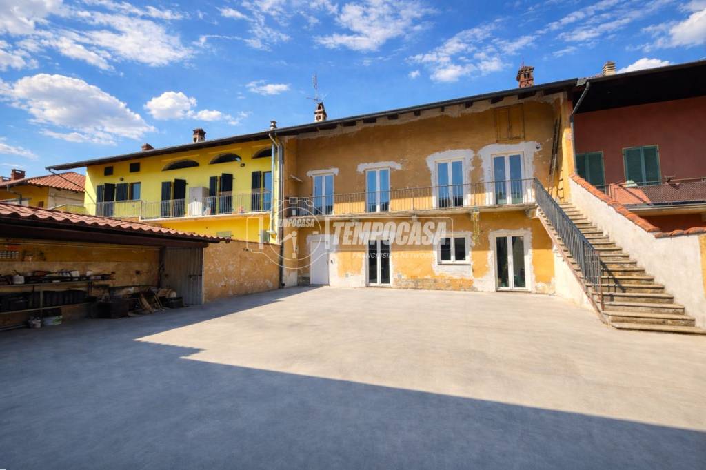 casa indipendente in vendita a Caluso in zona Rodallo
