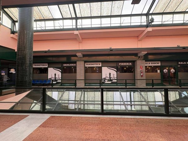 negozio in vendita a Caluso