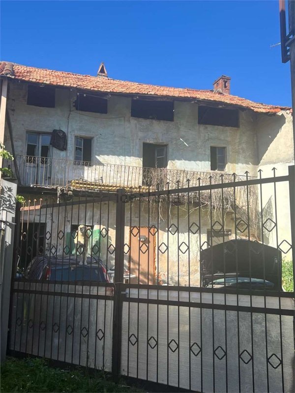 casale in vendita a Caluso