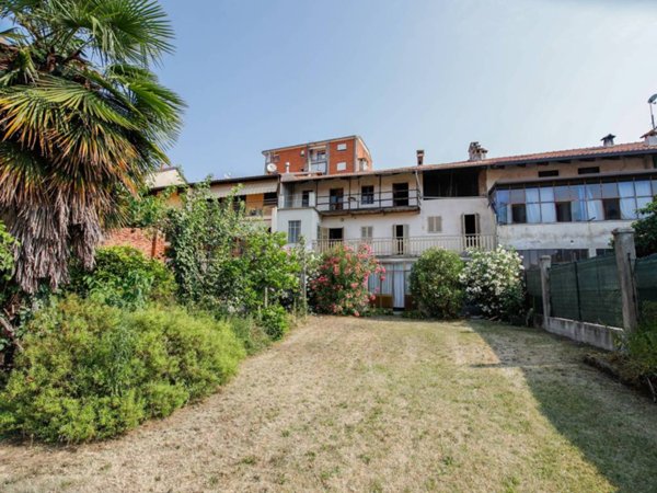 casa indipendente in vendita a Caluso