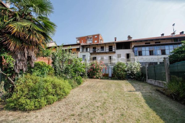 casa indipendente in vendita a Caluso