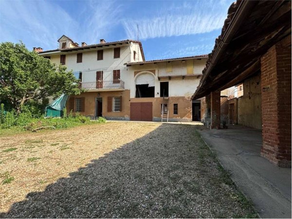 casa indipendente in vendita a Cambiano