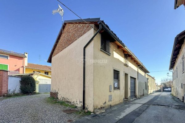 casa indipendente in vendita a Cambiano