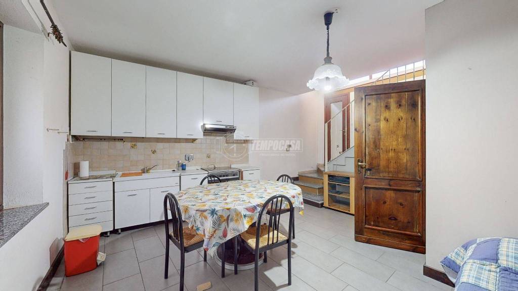 casa indipendente in vendita a Cambiano