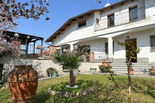 casa indipendente in vendita a Cambiano