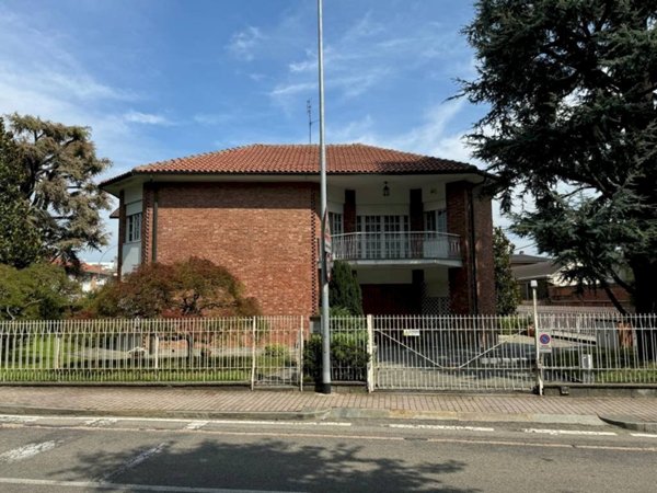 casa indipendente in vendita a Cambiano