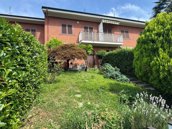 casa indipendente in vendita a Cambiano
