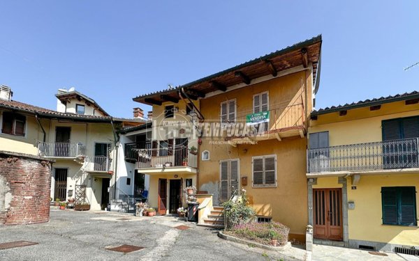 casa indipendente in vendita a Cambiano