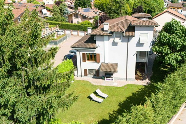 casa indipendente in vendita a Cambiano