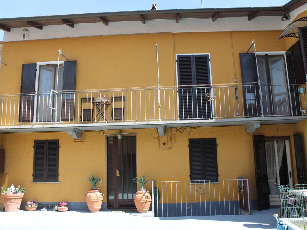 casa indipendente in vendita a Cambiano