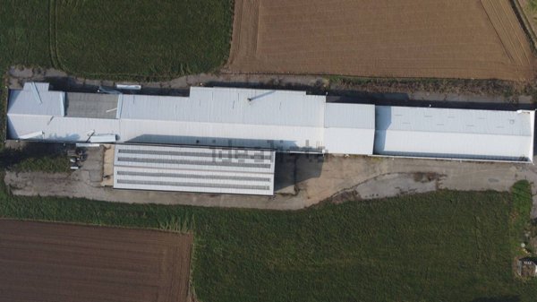 capannone in vendita a Cambiano