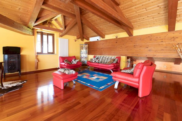 casa indipendente in vendita a Cambiano