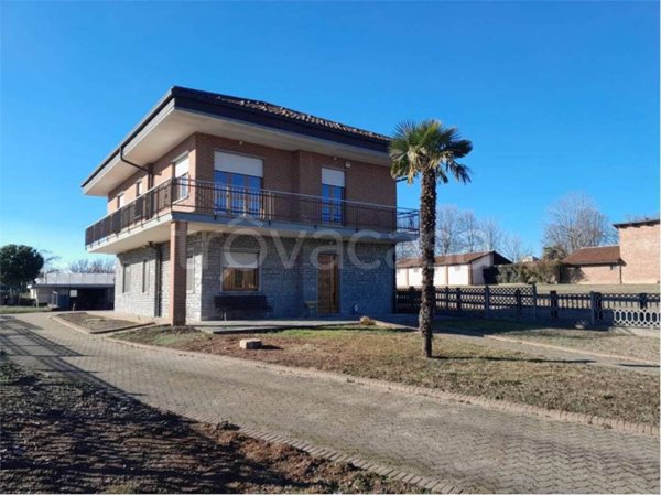 casa indipendente in vendita a Cambiano