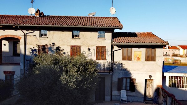 casa indipendente in vendita a Cambiano