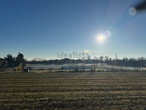 terreno edificabile in vendita a Cambiano