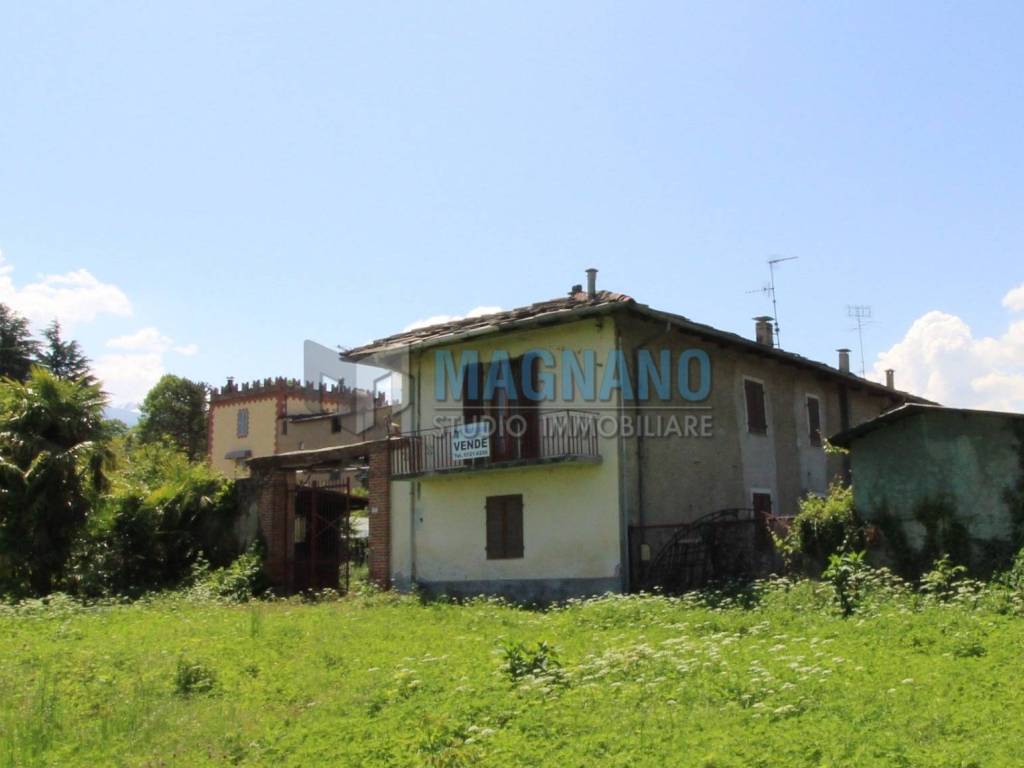 casa indipendente in vendita a Campiglione Fenile