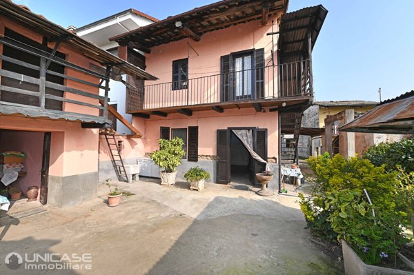 casa indipendente in vendita a Campiglione Fenile