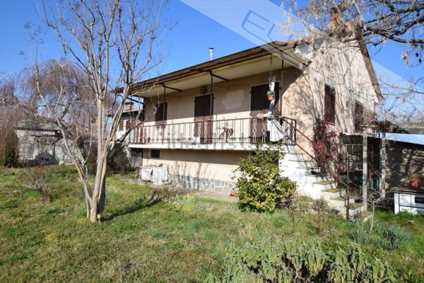 casa indipendente in vendita a Campiglione Fenile