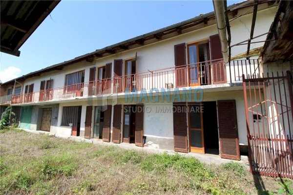 casa indipendente in vendita a Campiglione Fenile