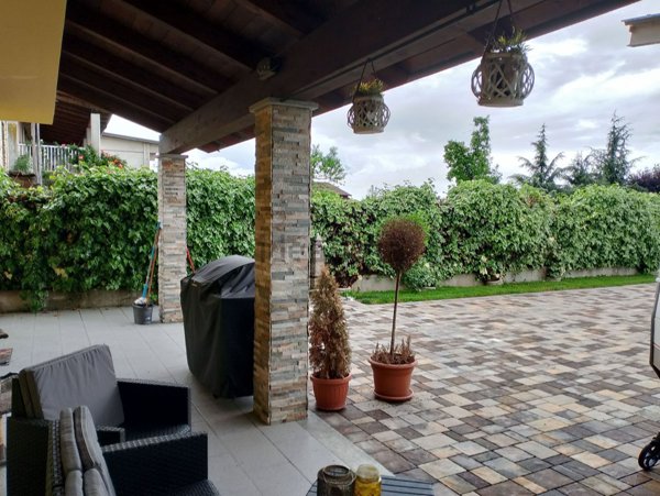 casa indipendente in vendita a Campiglione Fenile