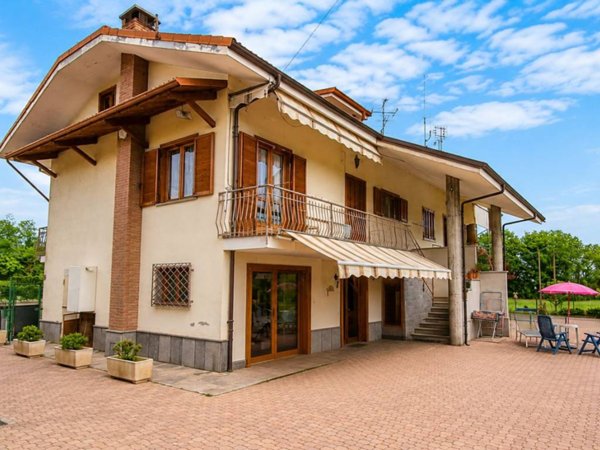 casa indipendente in vendita a Campiglione Fenile