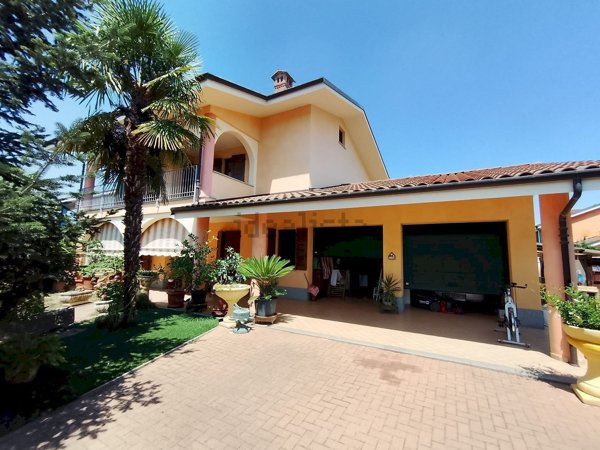 casa indipendente in vendita a Campiglione Fenile