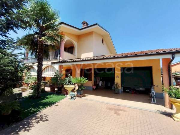 casa indipendente in vendita a Campiglione Fenile