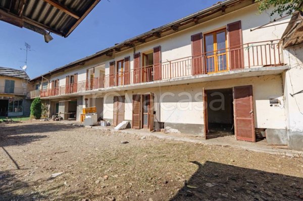 casa indipendente in vendita a Campiglione Fenile