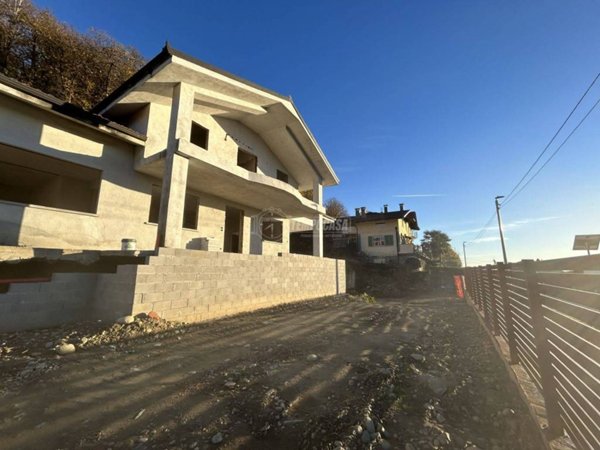 casa indipendente in vendita a Candia Canavese