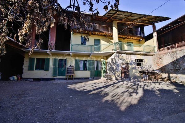 casa indipendente in vendita a Candia Canavese