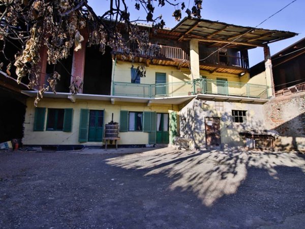 appartamento in vendita a Candia Canavese