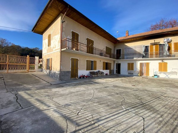 appartamento in vendita a Candia Canavese