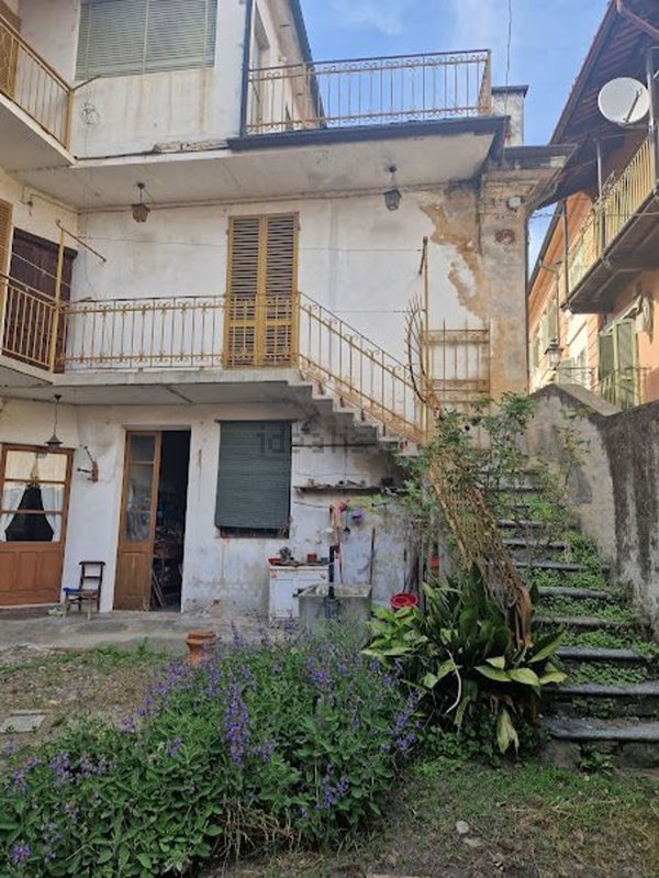 casa indipendente in vendita a Candia Canavese
