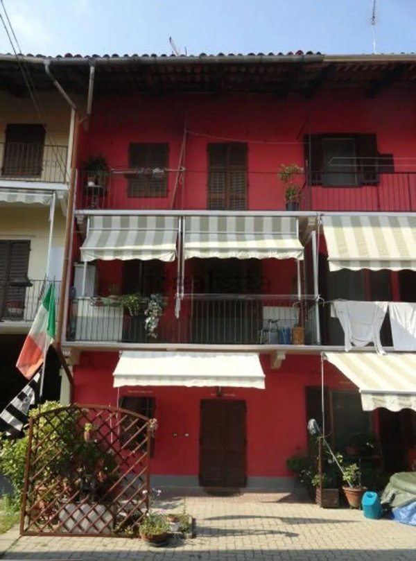 casa indipendente in vendita a Candia Canavese