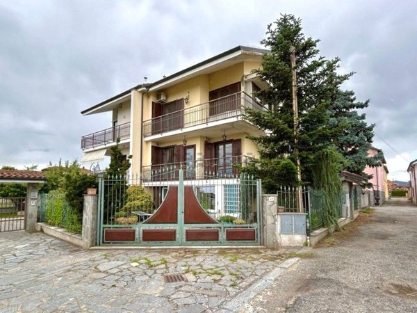 casa indipendente in vendita a Candiolo